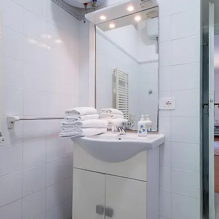 Ht Bilo Colosseo With Terrace Apartman