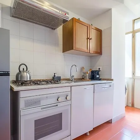 Ht Bilo Colosseo With Terrace Apartment