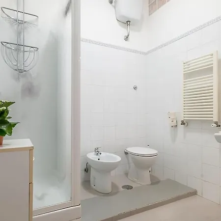 Ht Bilo Colosseo With Terrace Apartment *