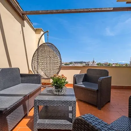 Ht Bilo Colosseo With Terrace Apartment *